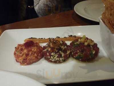 John & Sons Oyster House