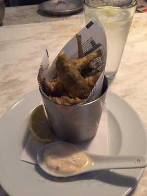 John & Sons Oyster House