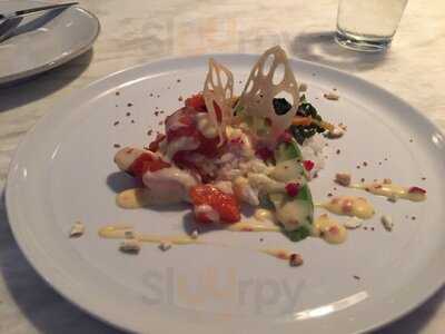 John & Sons Oyster House