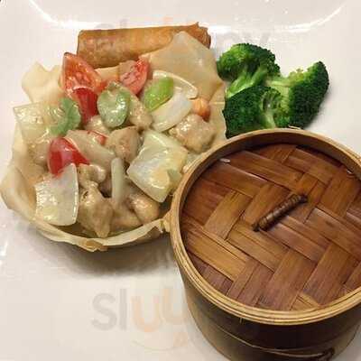 Lee Chen Asian Bistro On King