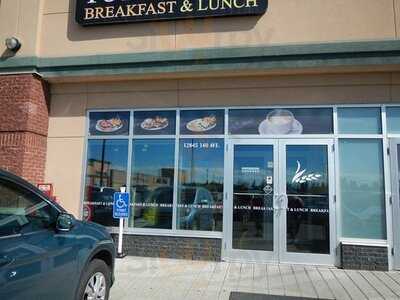 Tutti Frutti Breakfast & Lunch