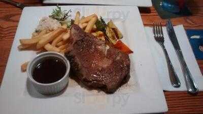 Summerhays Bar & Grill