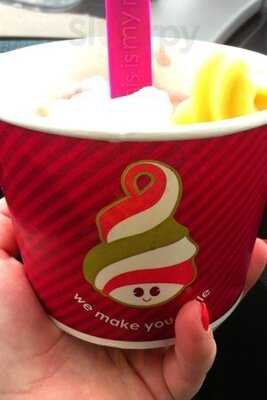 Menchie's Frozen Yogurt