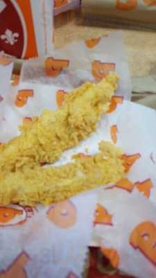 Popeyes Chicken & Bisquit