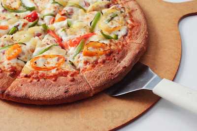 Fusion In Town Pizza & Wrap