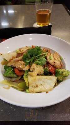 The Hub At Holiday Inn