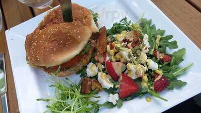 Hunter Street Tavern