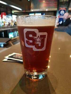 Shoeless Joe's Sports Grill - Saskatoon