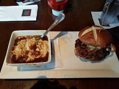 Shoeless Joe's Sports Grill - Saskatoon