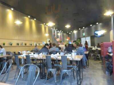 The 6 Cafe & Restaurant