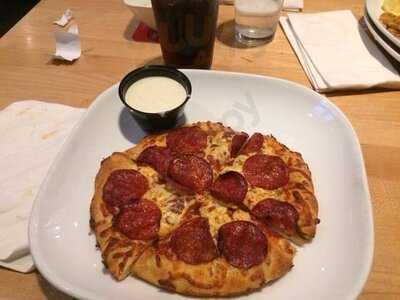 Boston Pizza
