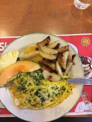 Cora Breakfast And Lunch