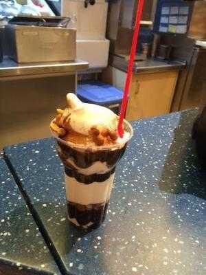 Dairy Queen Grill & Chill