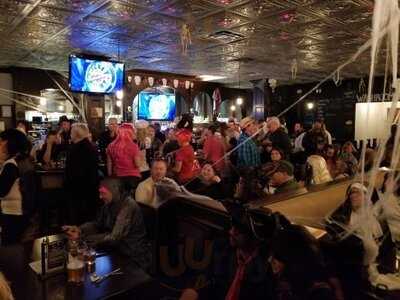 5 West Brew Pub & Kitchen