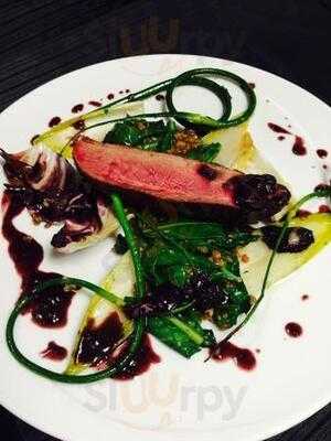 Signatures Restaurant