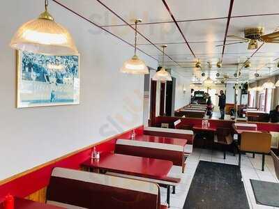 Cindy’s Burgers And Subs