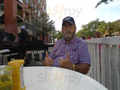 Wendel Clark's Classic Grill & Bar