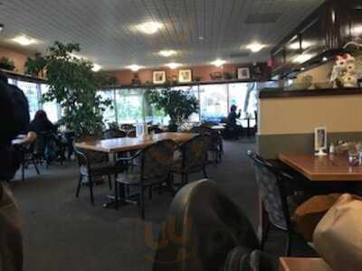 Rick & Alice's Grill