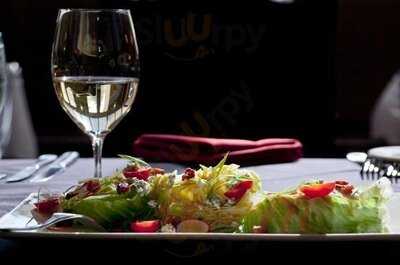 Acqua Restaurant, Patio And Bar