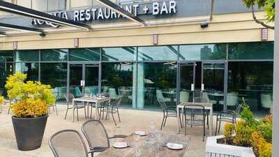 Acqua Restaurant, Patio And Bar