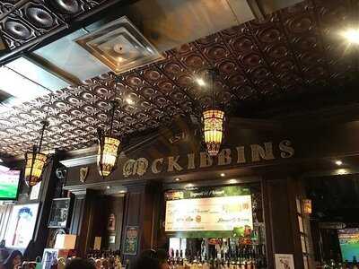 Mckibbins Irish Pub