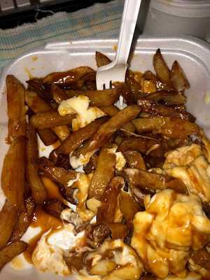 La Belle Province Rock Forest