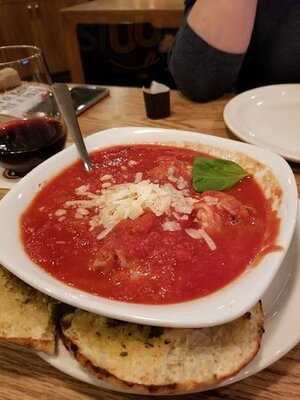 Famoso Neapolitan Pizzeria