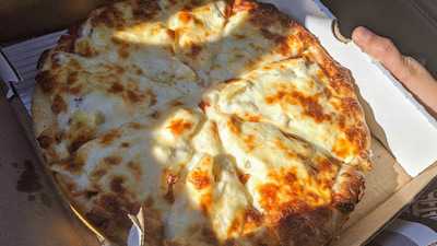 Famoso Neapolitan Pizzeria