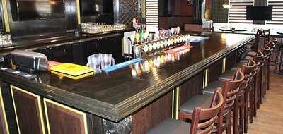 Kingsmen Pub & Grill