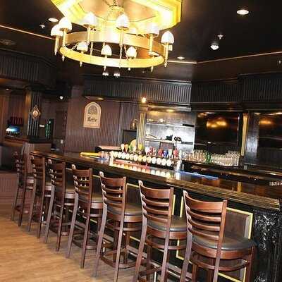 Kingsmen Pub & Grill