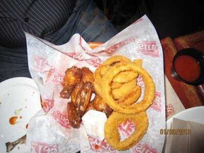St Louis Wings And Ribs