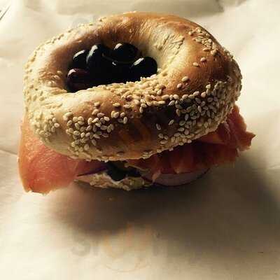 Cadmans Montreal Bagels
