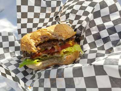 Cousins Grocery & Deli