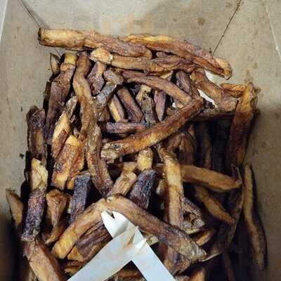 Terry's Taters And Treats Chip Truck