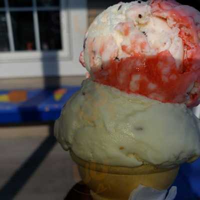 Grandads Ice Cream Parlor