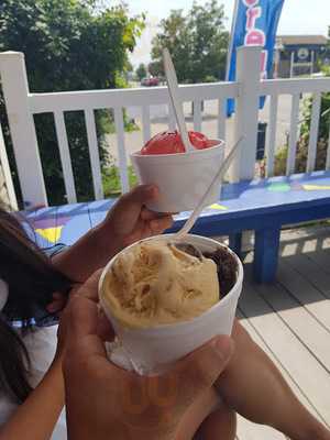 Grandads Ice Cream Parlor