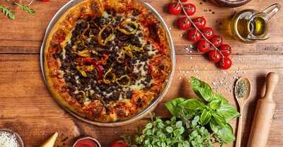 Jacques Cartier Pizza - Dix30