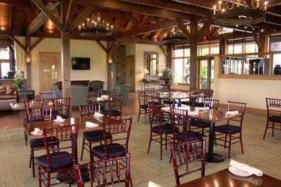 The Redcrest Bistro