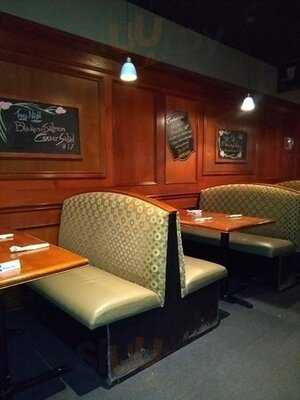 Cranberries Bar & Grill