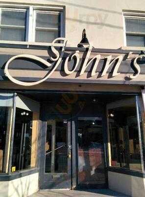 John's Quick Lunch & Pizza