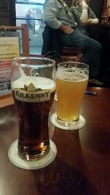 Bobby's Place, Olde World Tavern - Calgary