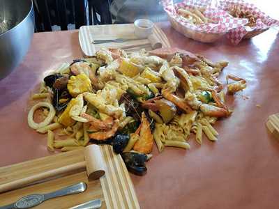 So Crab So Good Restaurant & Bar