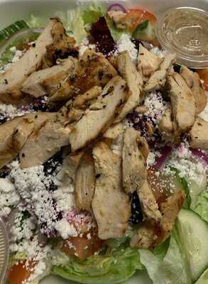 Sandy's Riverside Grill