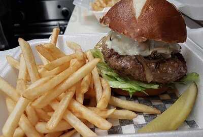 Sandy's Riverside Grill