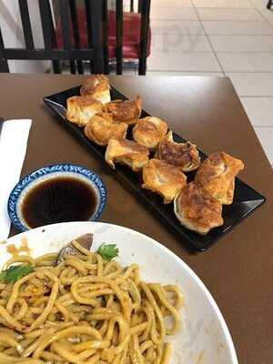 Shanghai Wontons Noodle
