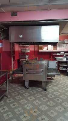 Lyla's Pizzeria