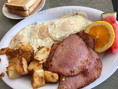 4k's Riverside Grill