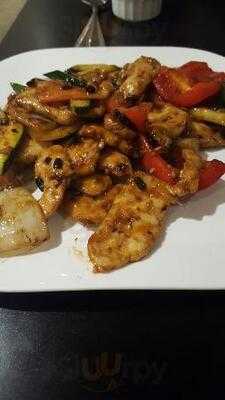 Pomelo Thai & Viet Cuisine