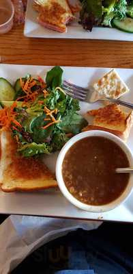 Station House Pub And Grill