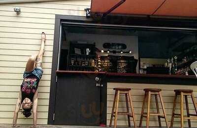 L'anti Bar & Spectacles